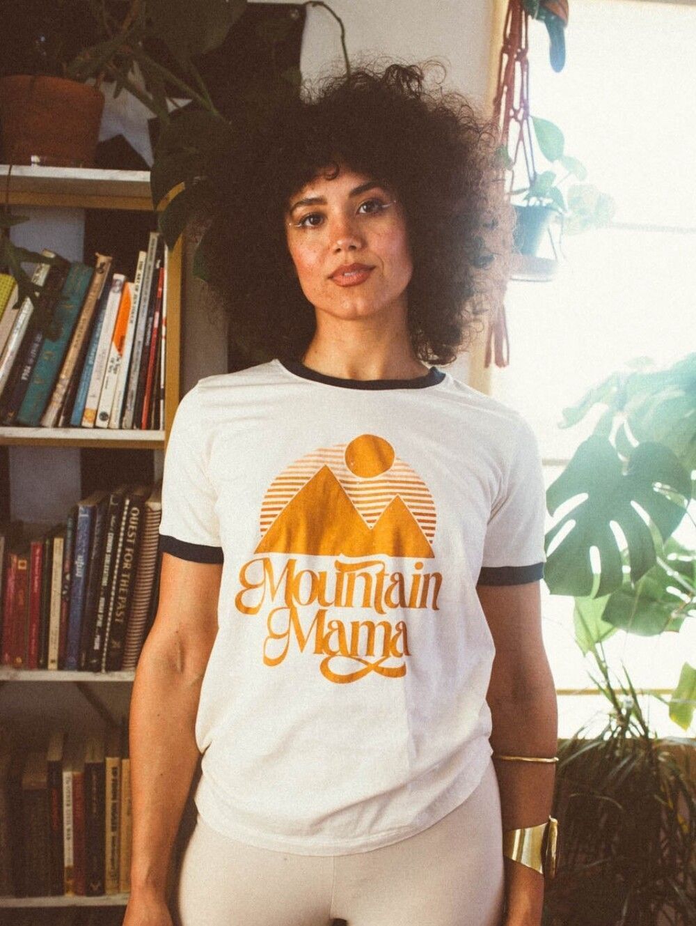 The Bee & the Fox Mountain Mama Ringer Tee Size Medium